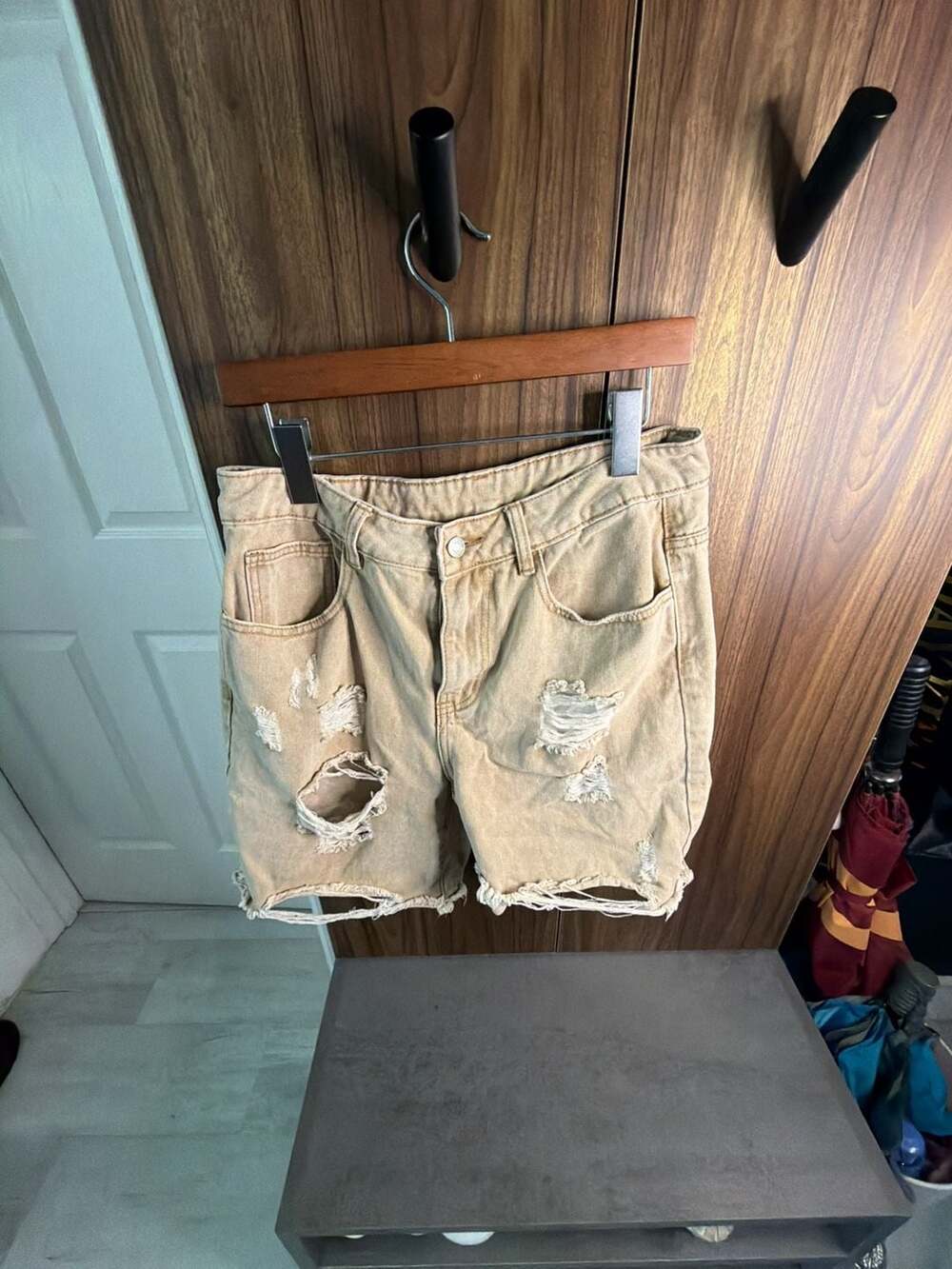 Manfinity Ripped Distressed Khaki Denim Jorts
